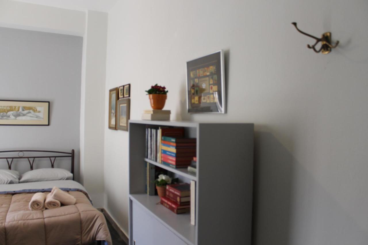 CENTRAL guest room Olympie Extérieur photo